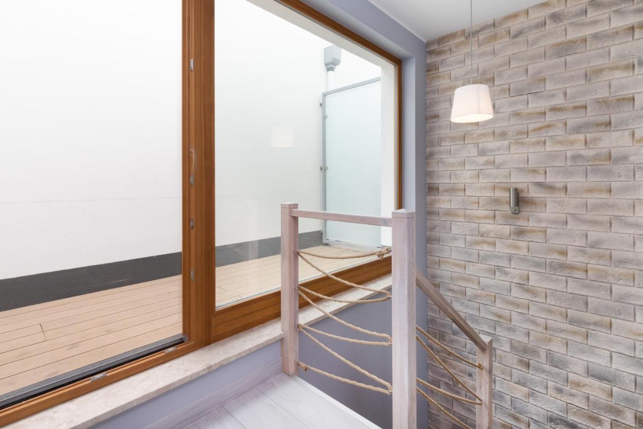Batorego 7 Gdynia Apartments By Noclegi Renters Exterior photo
